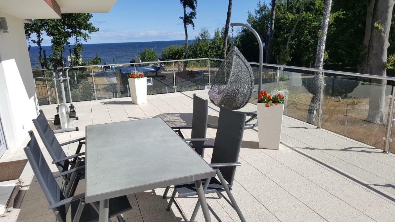 Apartamento Z Widokiem Na Morze Rewal Exterior foto